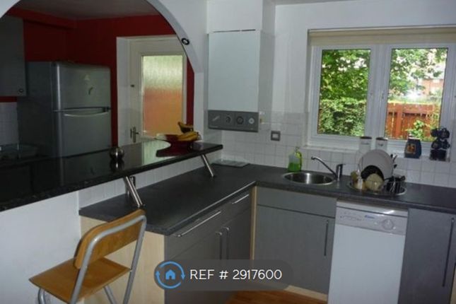 Sadler Court, Manchester photo 5