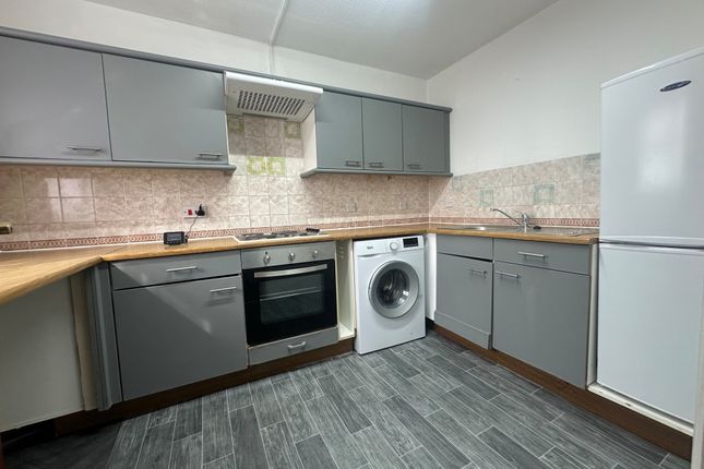Copy, Z, Burdetts Road, Dagenham, Essex photo 2