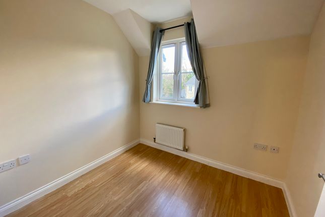 Flat to rent in Claytonia Close, Roborough, Plymouth