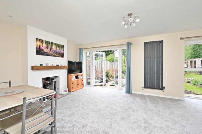 28, Beechnut Drive, Camberley photo 2