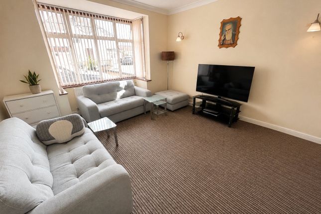 69, Martindale Road, Greater London photo 2