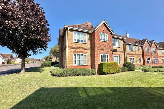 1-bed flat on 2, MARCH, £650/mo