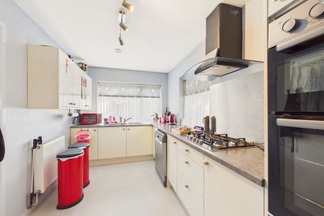 Flat 3 Ashdown Lodge,, Bathurst Road, Kent photo 3