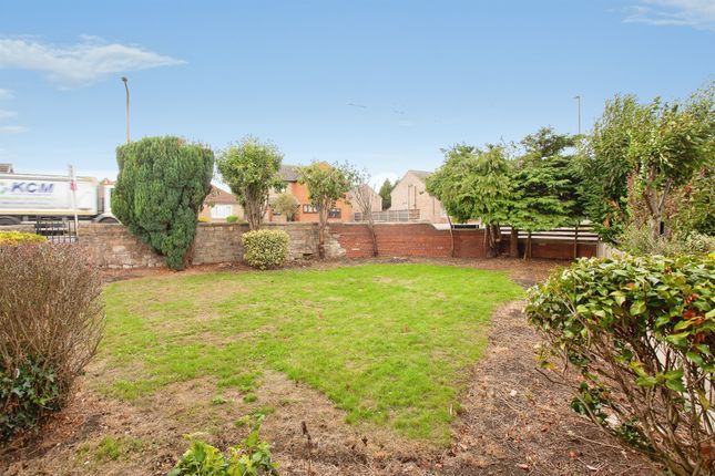 189, Morthen Road, Rotherham photo 4