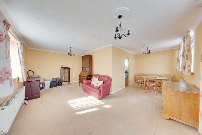 48, Anglesea Road, Orpington photo 2
