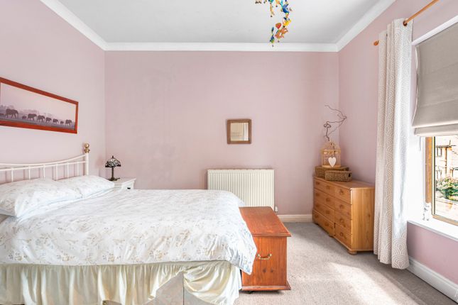 6 Derby Road, Swanwick, Derbyshire photo 3