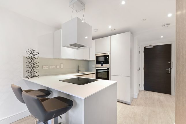 Apartment 13, 6 Gaumont Place, London photo 2