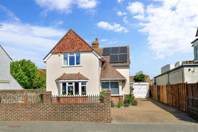 Thumbnail Detached house for sale in Felpham Way, Felpham, West Sussex