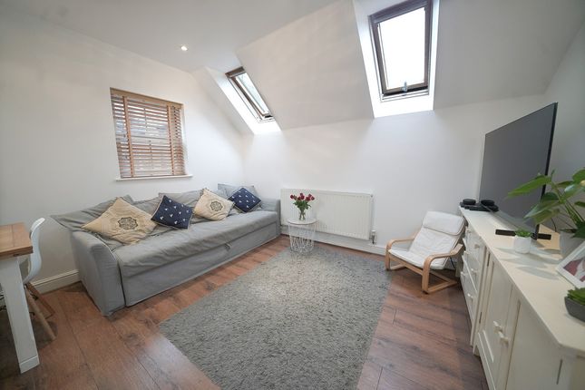 Thumbnail Flat for sale in High Street, Teddington