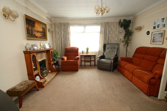 12, Stanley Way, Orpington photo 2