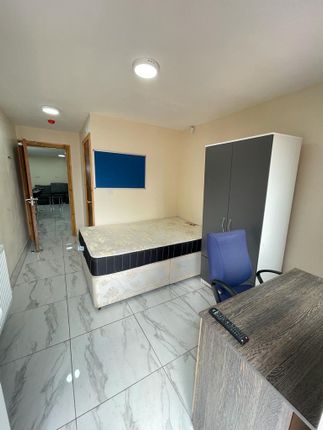 Thumbnail Room to rent in Hubert Croft, Birmingham
