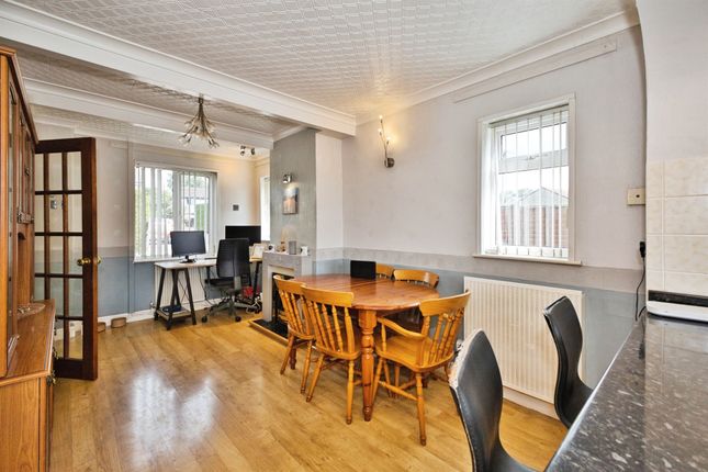 1, New Cottages, High Street, Yeovil photo 4