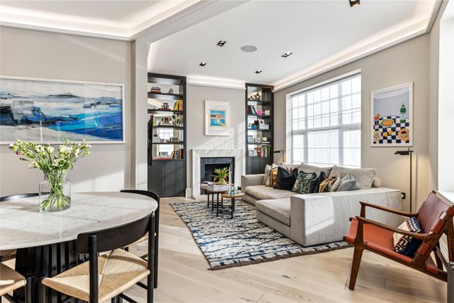 Flat for sale in Barnes High Street, Barnes, London