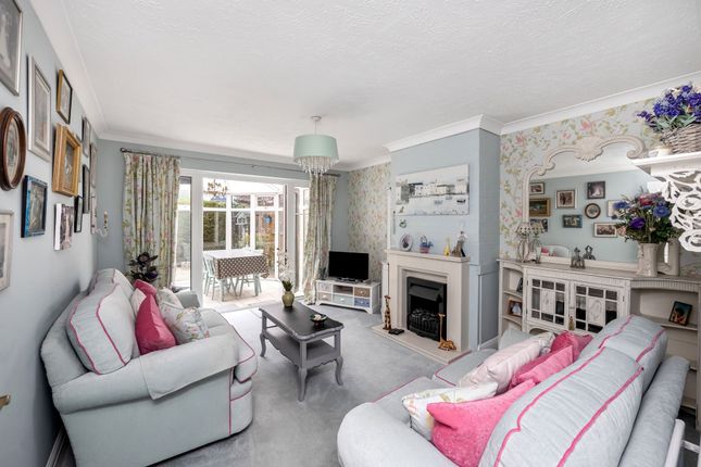 11 Reed Close, Pulborough photo 4