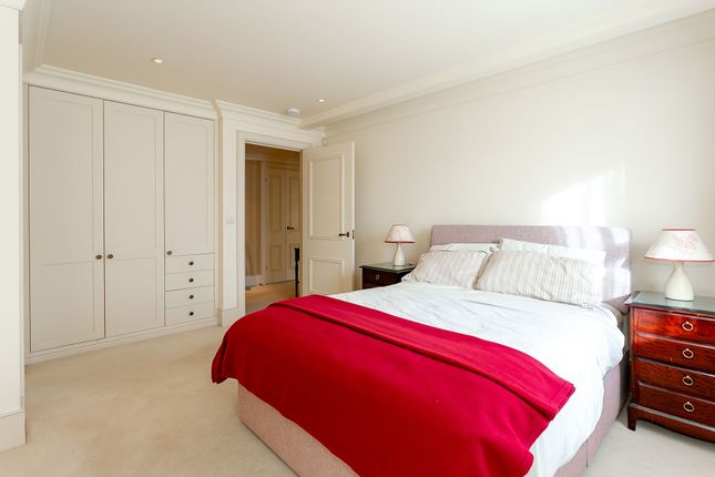 Flat for sale in The Oval, Harrogate