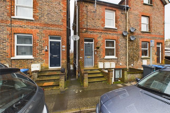 Thumbnail Flat for sale in Queens Road, East Grinstead, West Sussex