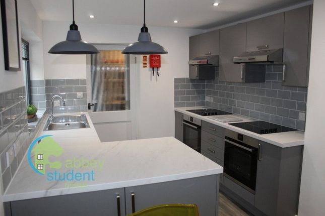 10, West Lorne Street, Cheshire photo 4