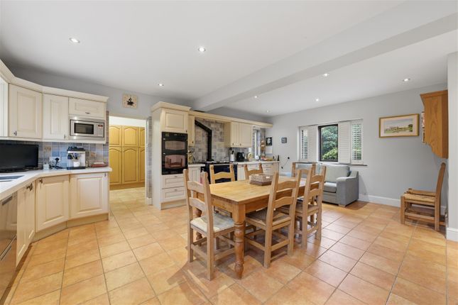 The Willows, Main Street, Leicester photo 4