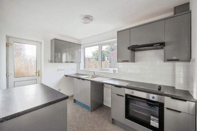 23, Dale Hill Road, Rotherham photo 4