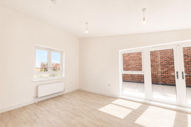 91, Gault Crescent, Cambridge photo 4