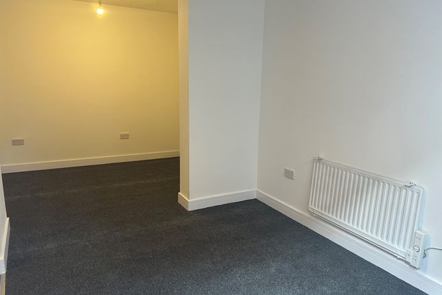179F, Stafford Road, Wallington photo 3