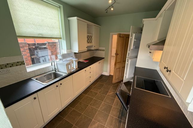 285, Holcombe Road, Greenmount photo 4