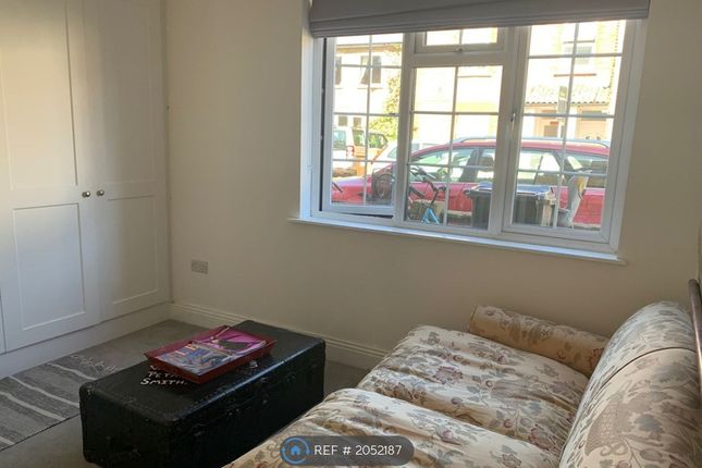 Terraced house to rent in Tolson Road, Isleworth