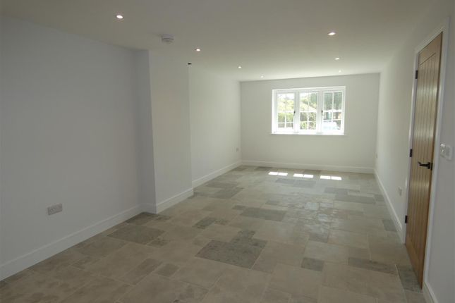 1, Zoar Lane, Fifehead St. Quintin, Sturminster Newton photo 5