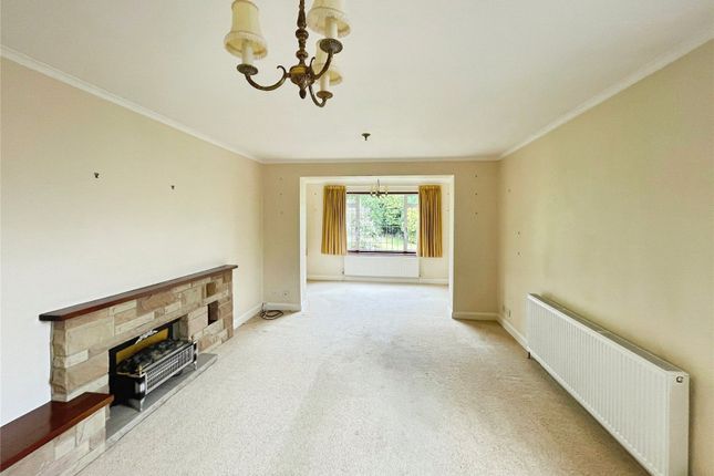4, Firthwood Close, Dronfield photo 3
