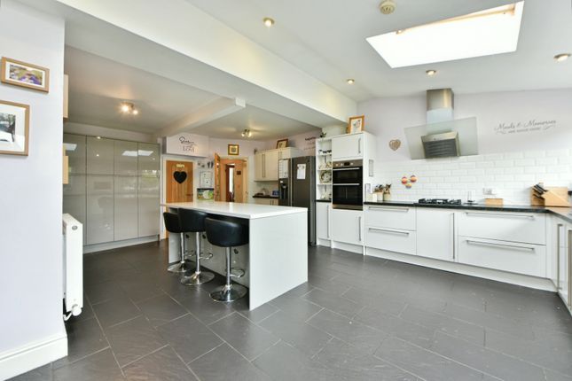 27, Werneth Road, Stockport photo 4