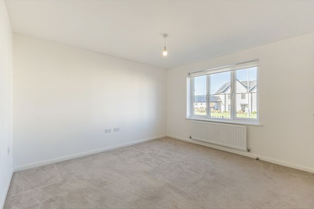 Leaf Living at Wendelburie Rise, Wellingborough, NN8, Stanton Cross photo 3