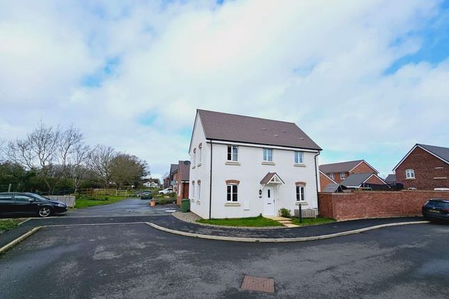 Detached house for sale in Dalesbred Avenue, Kingstone