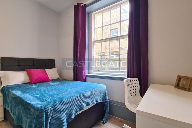 Room 2.1.3 Merchants Hall (6)