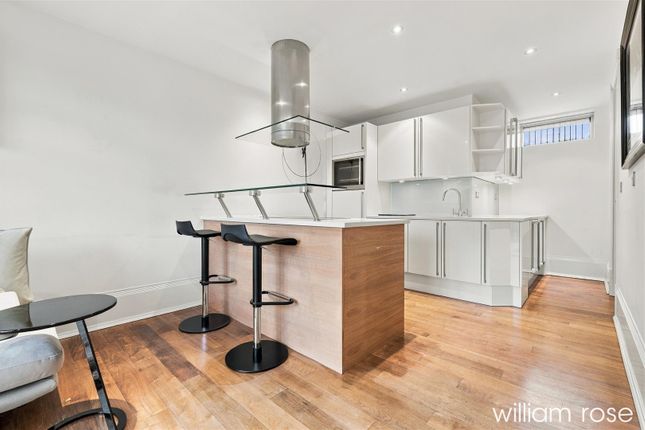 Lower Queens Road, Buckhurst Hill photo 3