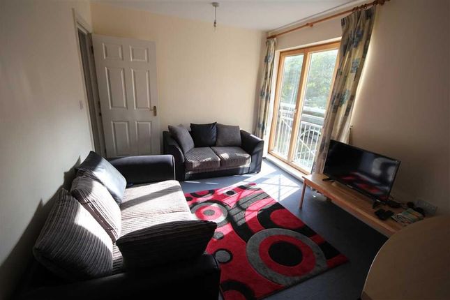 Thumbnail Flat to rent in Robert House, Sovereign Place, Harrow