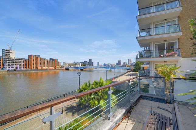 Flat 308 Bluewater House, Smugglers Way, Greater London photo 4