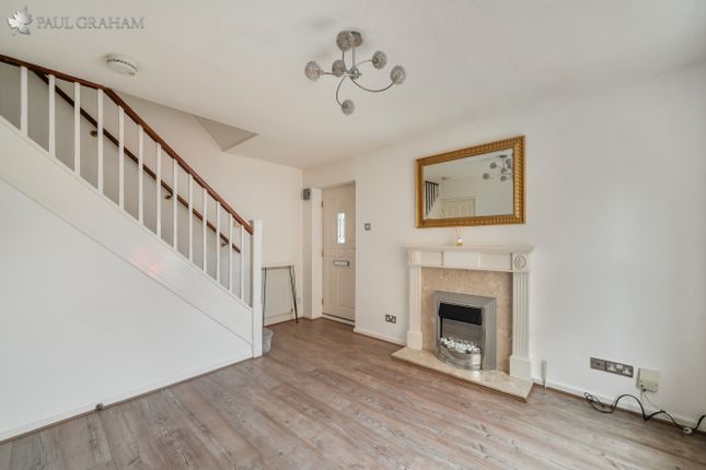 11, Highgrove Mews, Carshalton photo 2