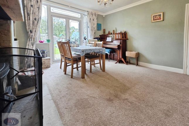 8, Station Road, Baildon photo 3