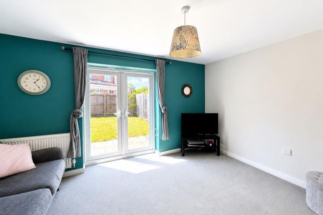 6, Roper Close, Leicester photo 4