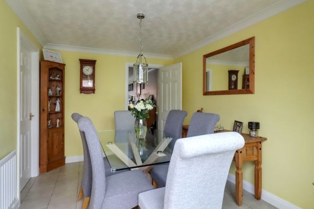 10. Dining Room 1