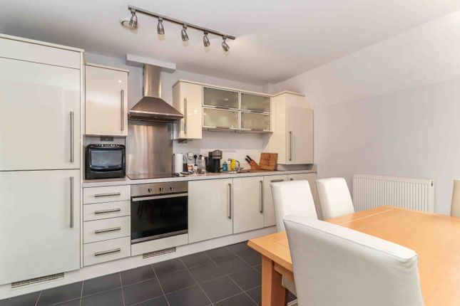 Flat for sale in Folleys Place, Loudwater, High Wycombe