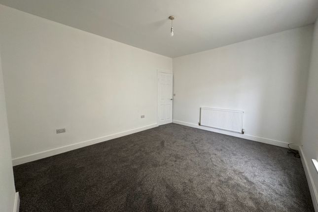72, Rotherham photo 2