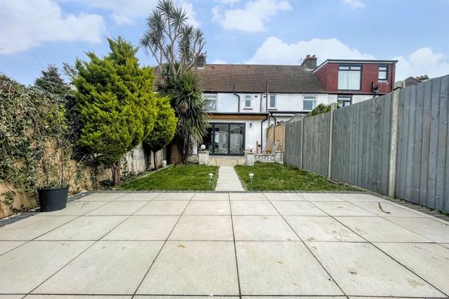 Terraced house for sale in Eastbrook Way, Portslade, Brighton