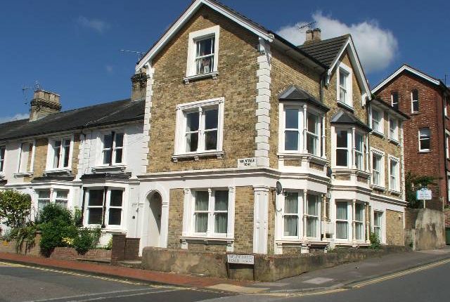 Flat to rent in Mountfield Road, Tunbridge Wells