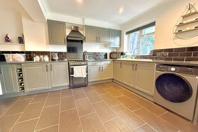 25, Palma Close, Dunstable photo 4