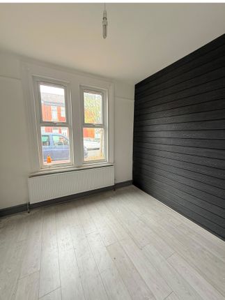 24, Dorset Avenue, Manchester photo 5