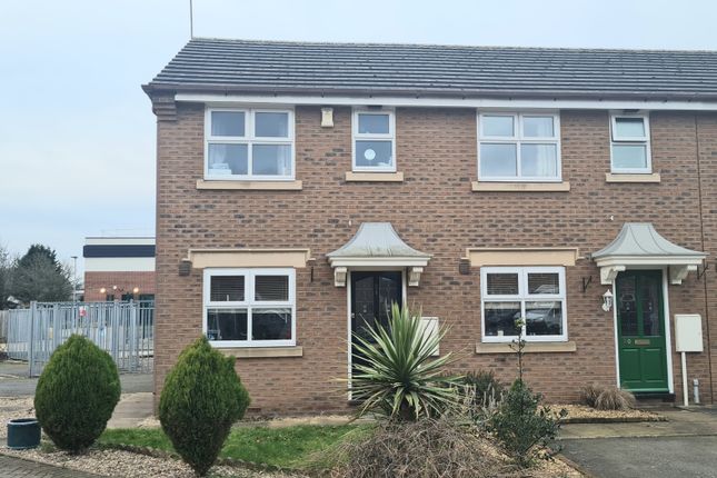 2 bed end terrace house to rent in Phoenix Close, Rugeley, Staffordshire WS15