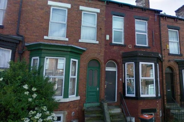 Terraced house to rent in Ebberston Terrace, Hyde Park, Leeds