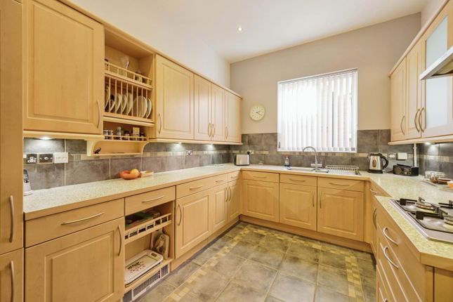 Flat for sale in Anchorage Road, Sutton Coldfield