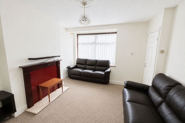 190 Walton Road, London photo 5
